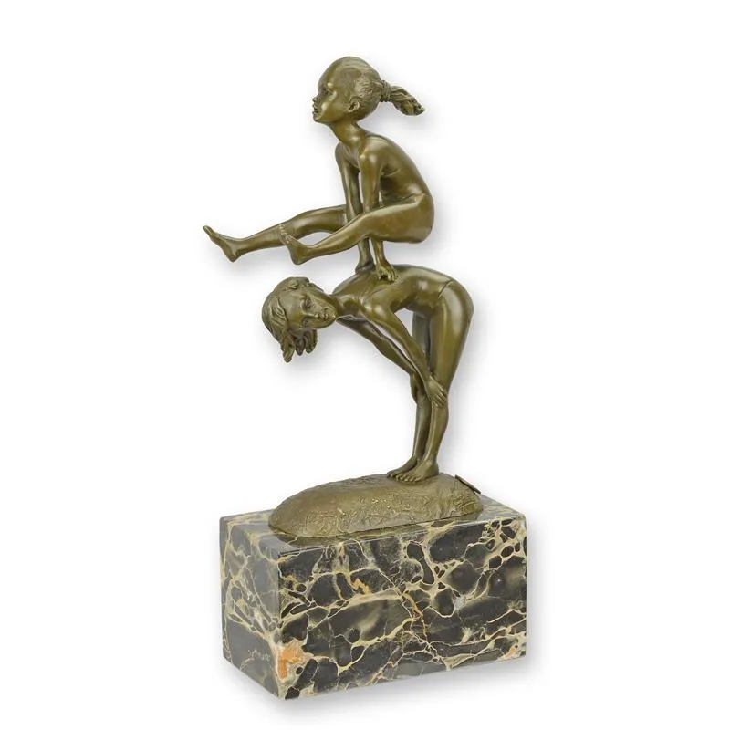 Bronzen beeld twee haasje-over spelende kinderen op marmer 28,8 cm - SL-28
