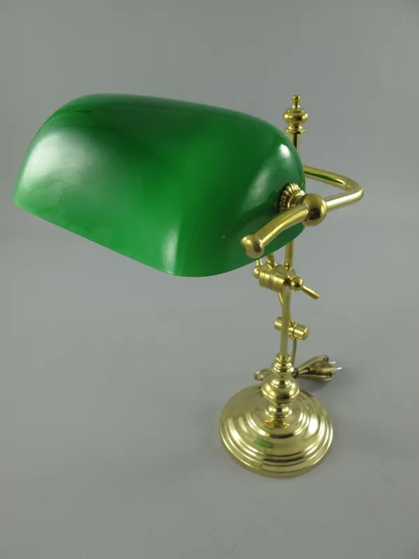 Bankierslamp messing met groene glazen kap kantelbaar 50 cm - 162.018M