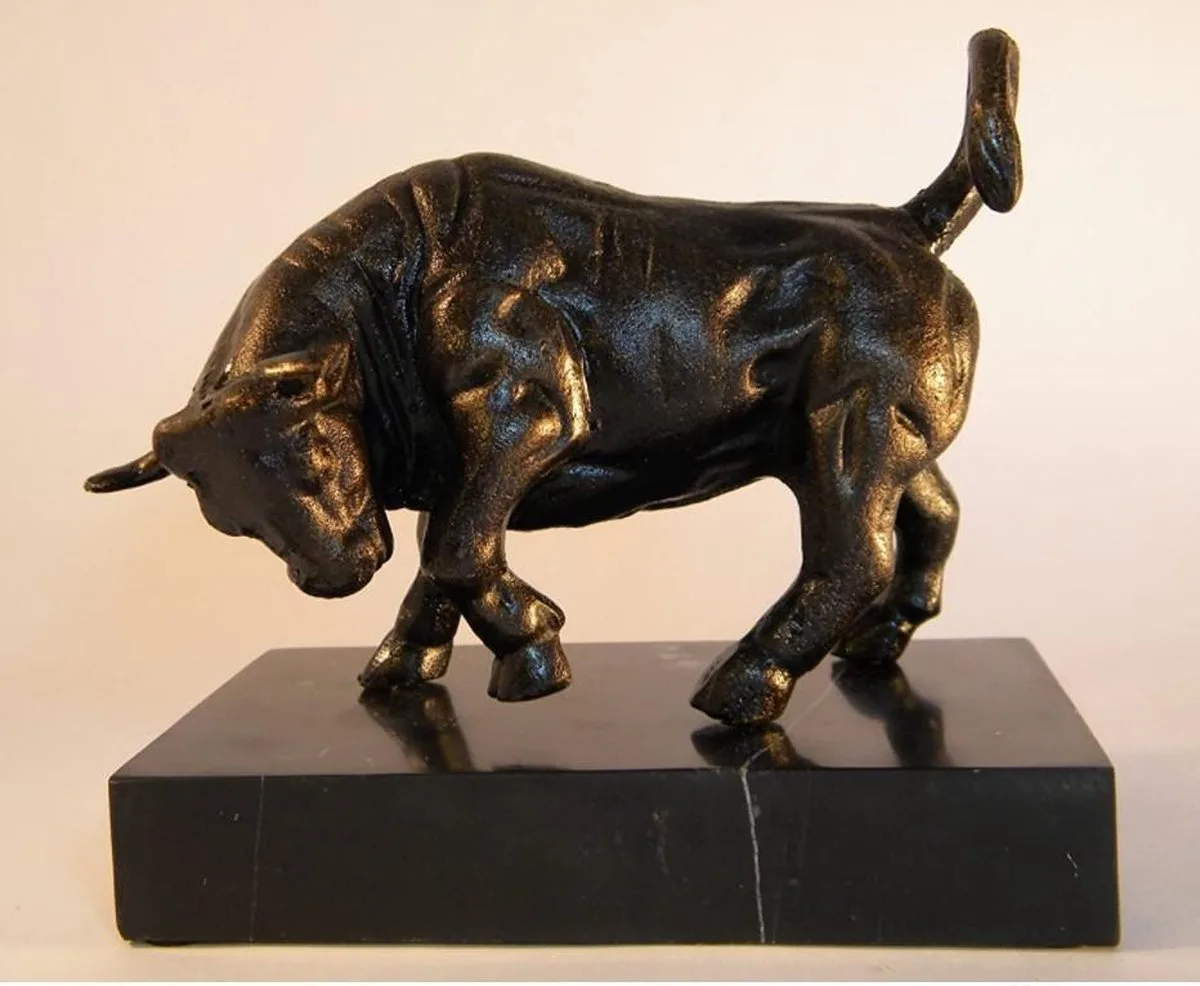MadDeco gietijzeren stier op sokkel – decoratief beeldje 20x11x14 cm - 8720143778339