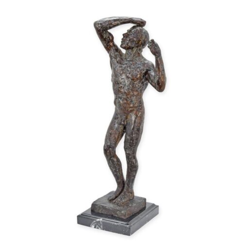 Bronzen beeld van een elegante dansende figuur