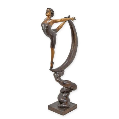 Bronzen sculptuur van dansende maanfiguur in elegantie