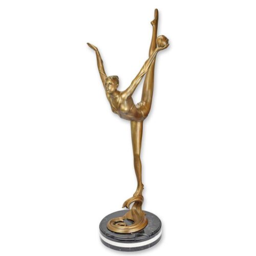 Bronzen beeld van ballerina met bal in elegante pose