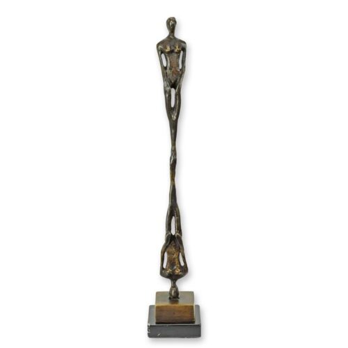 Moderne bronzen sculptuur van vrouwelijke reflectie met elegantie