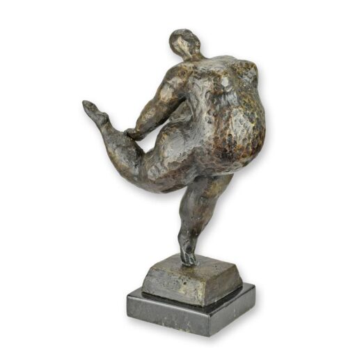 Moderne bronzen sculptuur van een vrouwelijke danseres